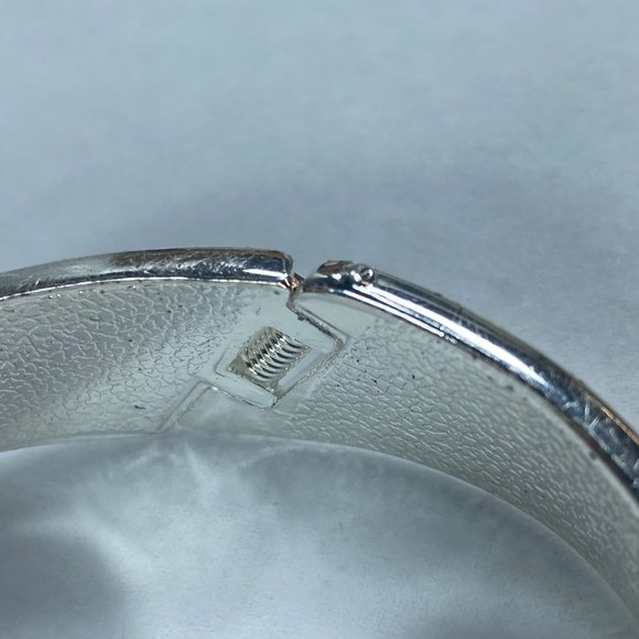 Cuff Wrap Silver Tone Bracelet Bangle Hinged Spring Adjustable Fashion Jewelry - Picture 15 of 16